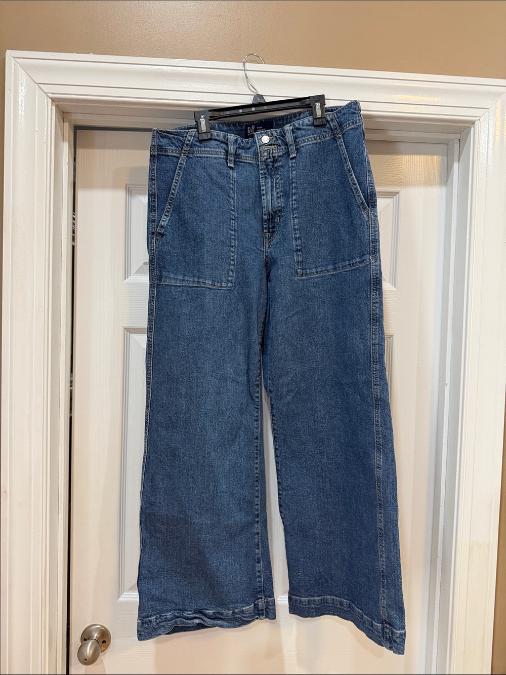 Gap Wide-Leg high rise ankle trouser jeans 10/30 LONG. EUC.